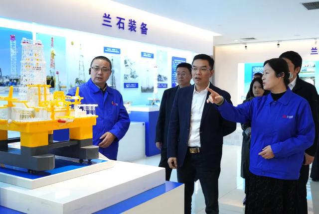 中国联通甘肃省分公司党委书记总经理张旦融一行来兰石交流洽谈(图4)