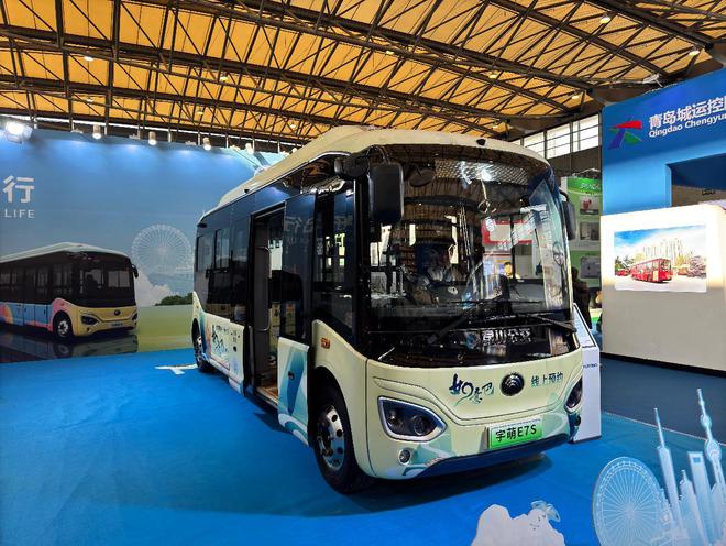 宇通欧辉中车远程等齐聚透过2024上海客车展看行业趋势(图4)