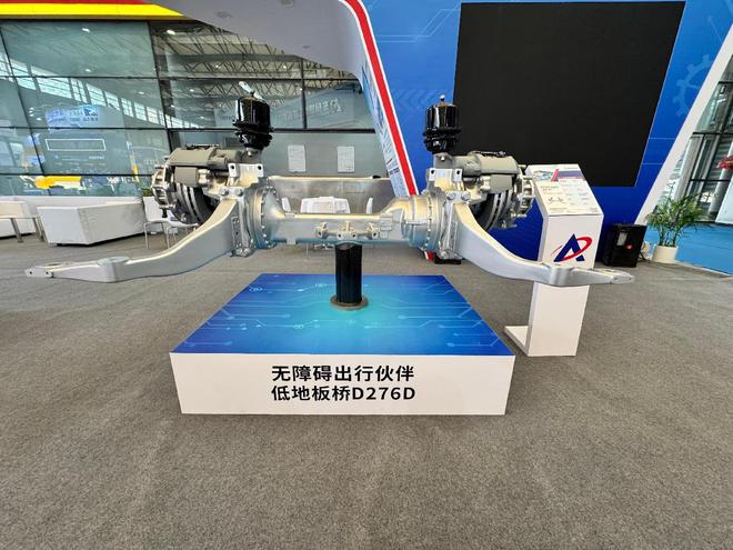宇通欧辉中车远程等齐聚透过2024上海客车展看行业趋势(图25)