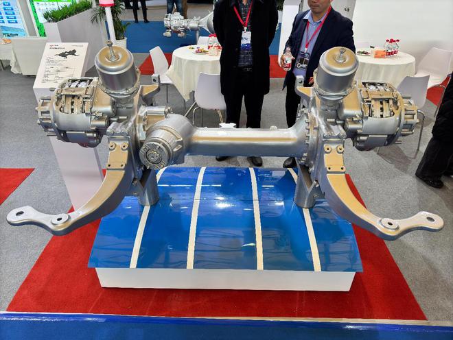 宇通欧辉中车远程等齐聚透过2024上海客车展看行业趋势(图30)