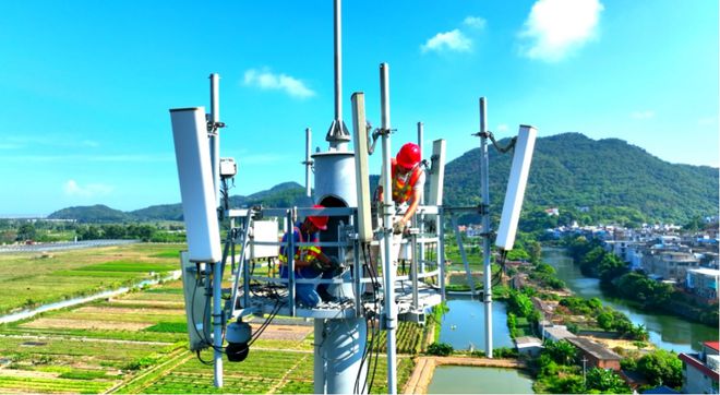 一路向新：中国联通的2024
