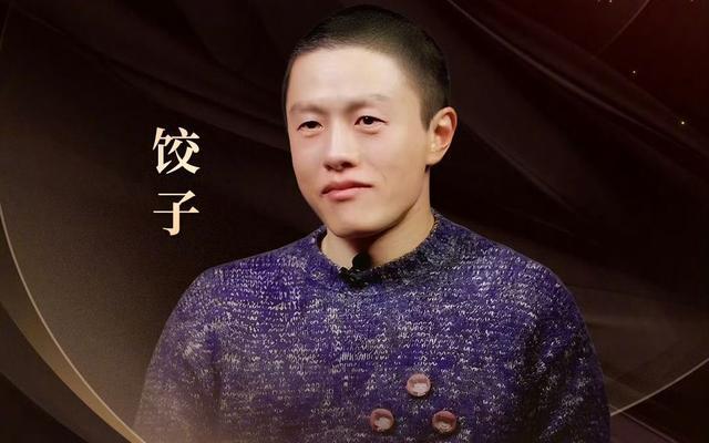 K8·凯发科技：新闻8点见丨影院3D眼镜收费引质疑；为何DeepSeek诞生在杭州？(图2)