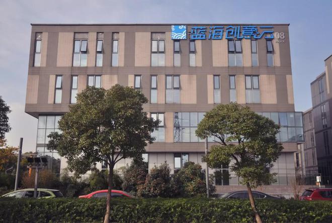《哪吒》2渲染服务商来自高新区！