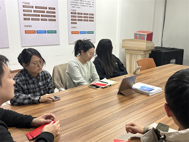 荣耀时刻新媒体运营员工表彰大会圆满落幕！(图3)