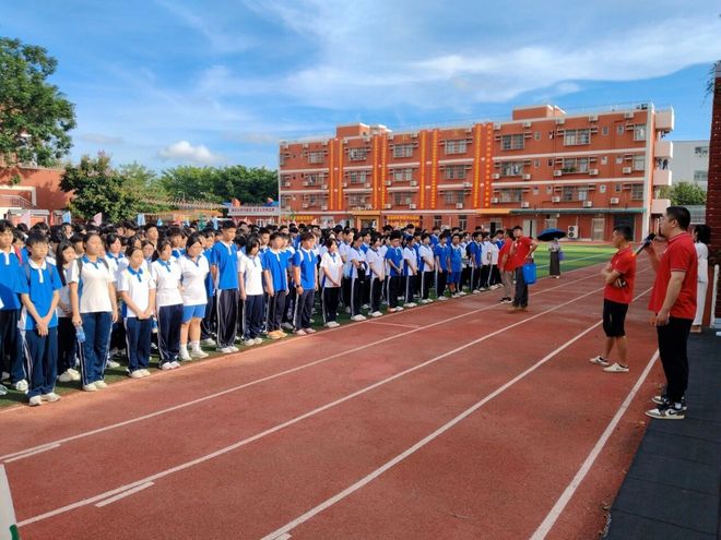 深圳中职教育的创新标杆：深圳市中嘉职业技术学校