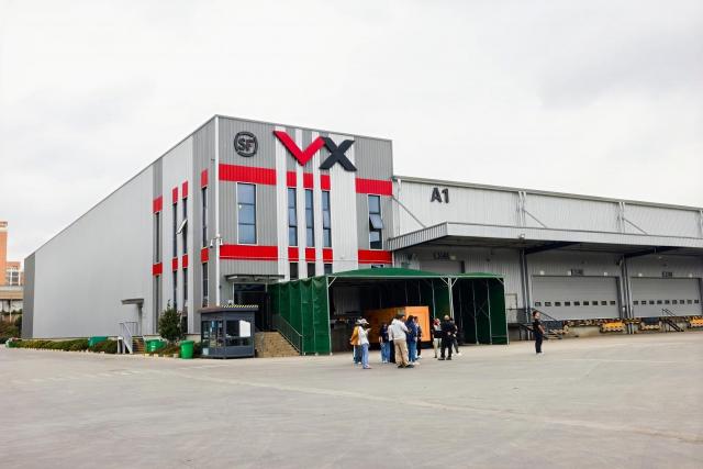 K8·凯发：全国百家媒体社长、总编辑走进云南顺丰｜以物流之力助“云花”香飘世界-工信-经济晚报网