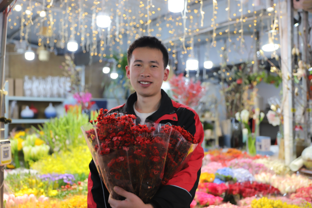 K8·凯发：全国百家媒体社长、总编辑走进云南顺丰｜以物流之力助“云花”香飘世界-工信-经济晚报网(图4)