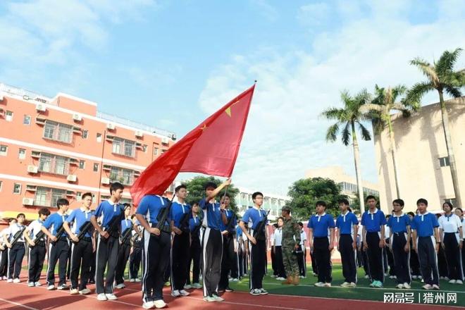 深圳宝安中专：中嘉构建“专业集群+产业生态”协同发展新格局