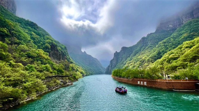 同心聚力共赢新程‖天中种业2026年名鼎26＆名科699营销战略峰会隆重举行(图2)